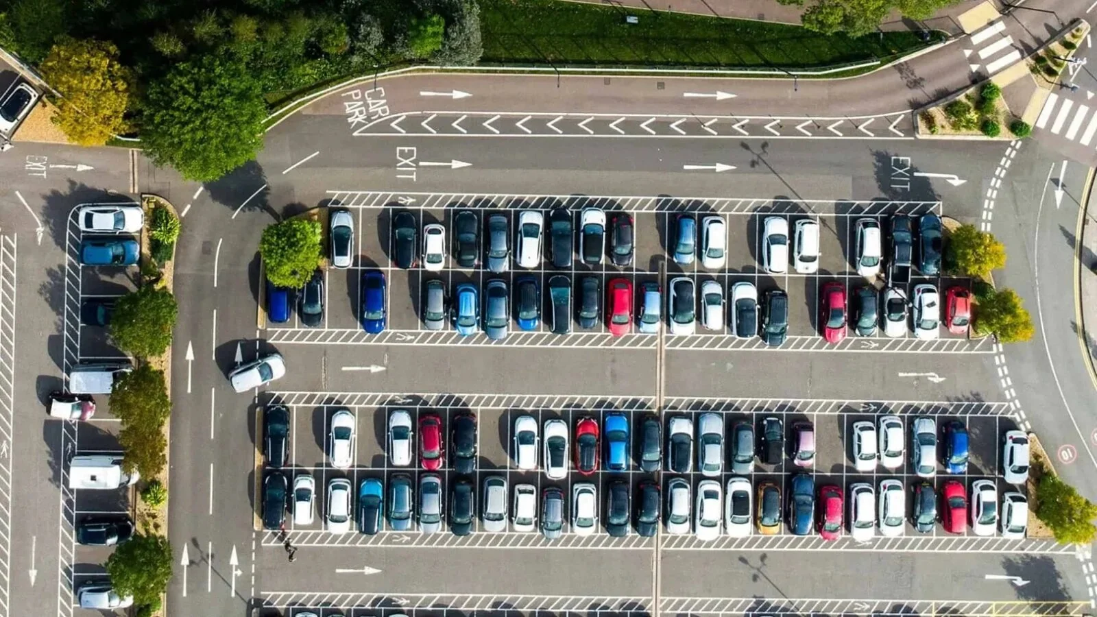 Parcare plătită în rugăciuni la o biserică din Polonia