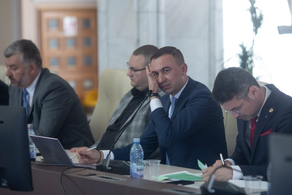 PNL, nou atac la adresa fostului ministru PSD al Energiei: Bogdan Ivan nu mai face o analiză a situației din energie, face politică de partid folosindu-se de imaginea unui „antreprenor afectat”