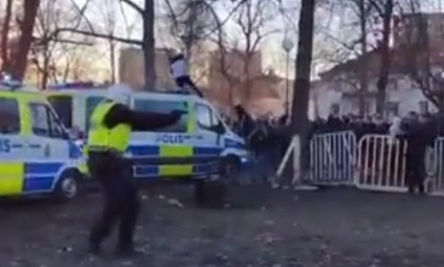 Autorul atacului cu sabia în liceul din Suedia a fost arestat / O adolescentă a decedat