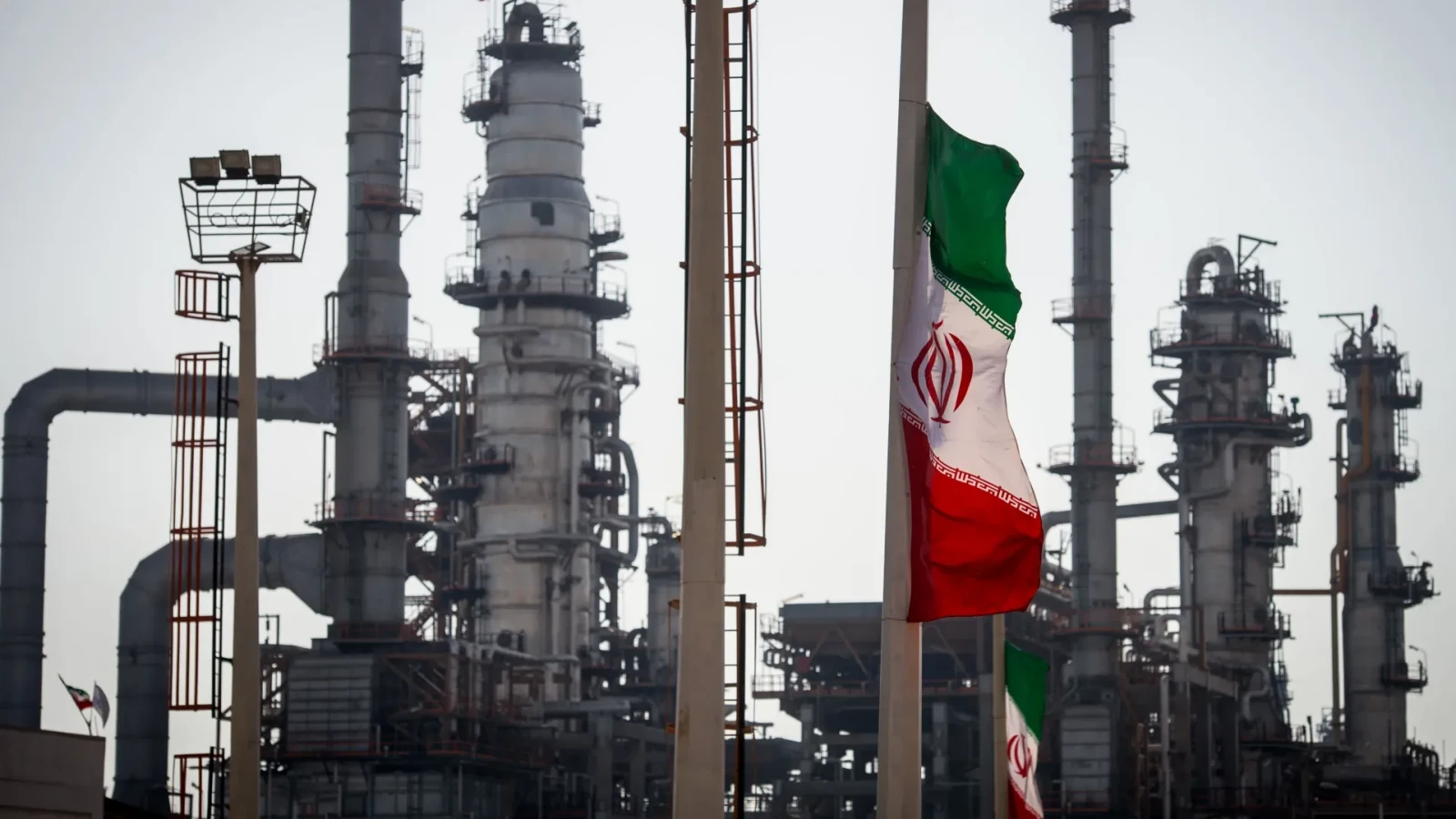 În plin conflict cu SUA și Israel, Iranul anunţă descoperirea unor noi zăcăminte de gaz