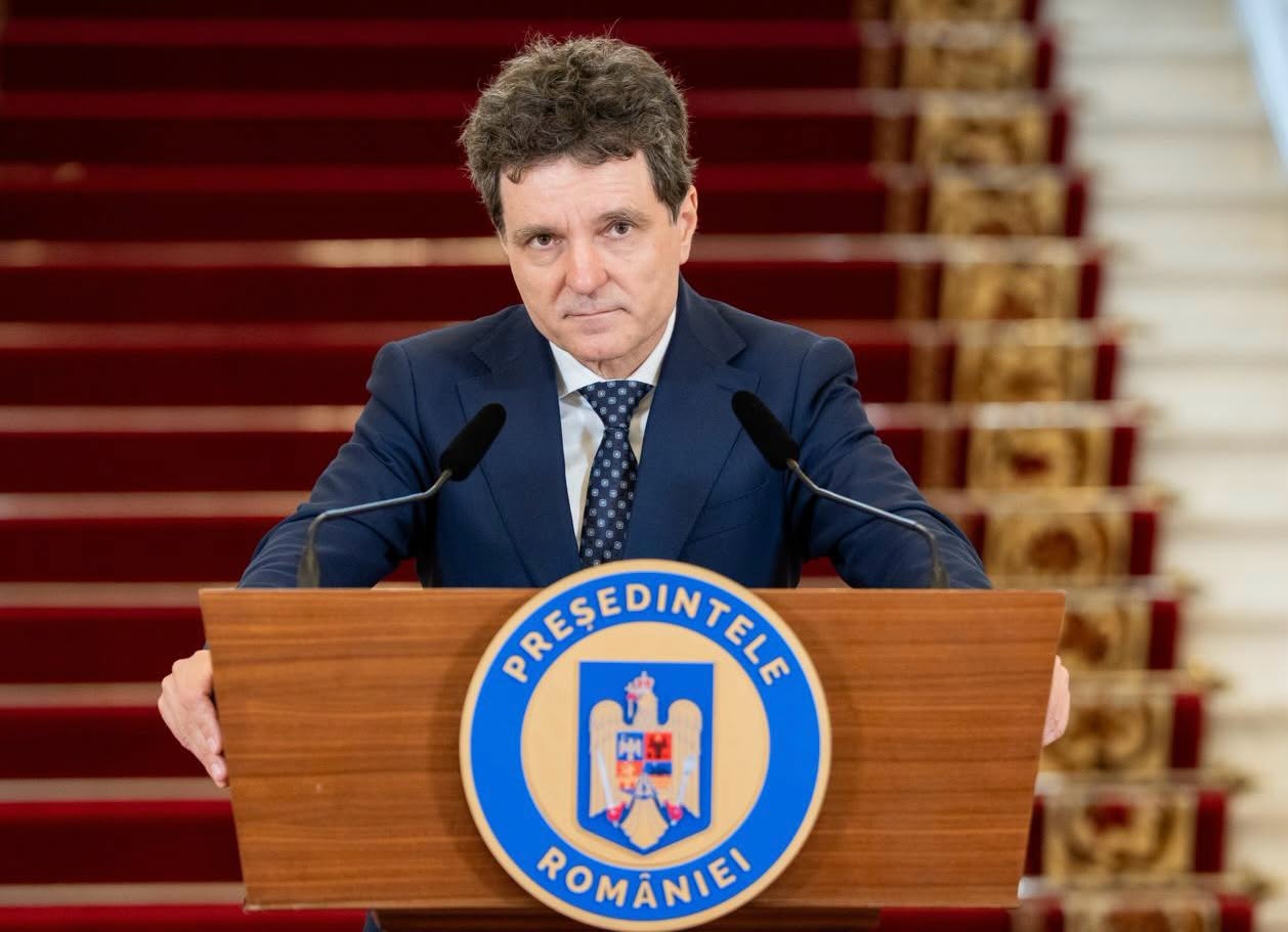Nicușor Dan a promulgat legea care șterge anumite datorii de TVA. Cine beneficiază de pe urma sa