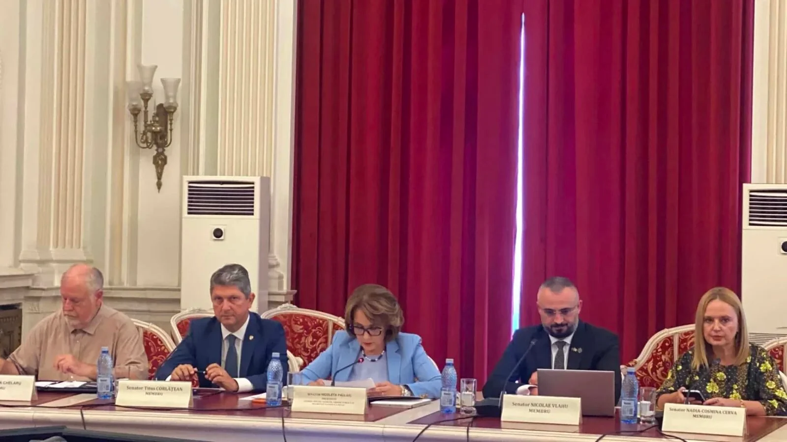 SURSE Răspuns la secret pentru o întrebare-cheie pusă în Comisia de Apărare: 'M-am uitat pe postarea domnului ministru. Acea antenă tipică este acolo. E un fake?'