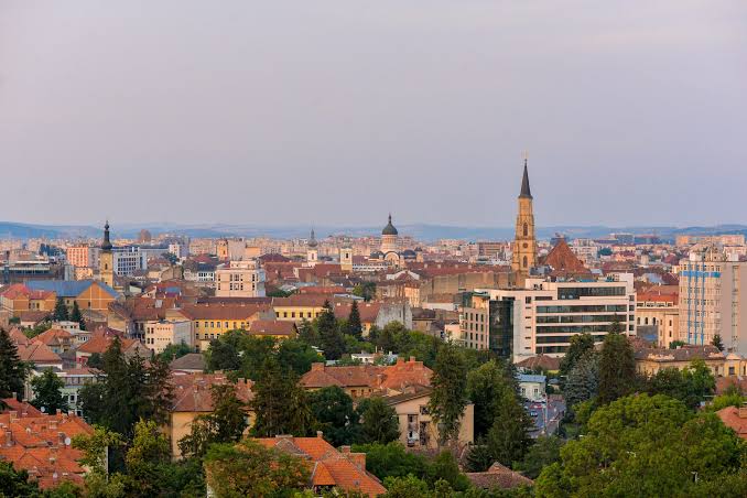 Nu mai Clujul „raiul” investiților imobiliare? Proprietarii cer deja 5.000 de euro pe metru pătrat și refuză din start orice negociere de preț