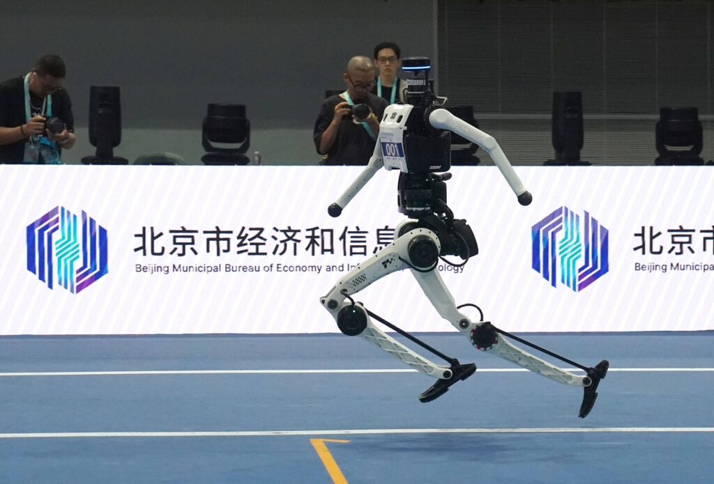 VIDEO: Robotul chinez Tiangong Ultra a alergat 100 de metri în 8,86, doborând din nou recordul lui Usain Bolt