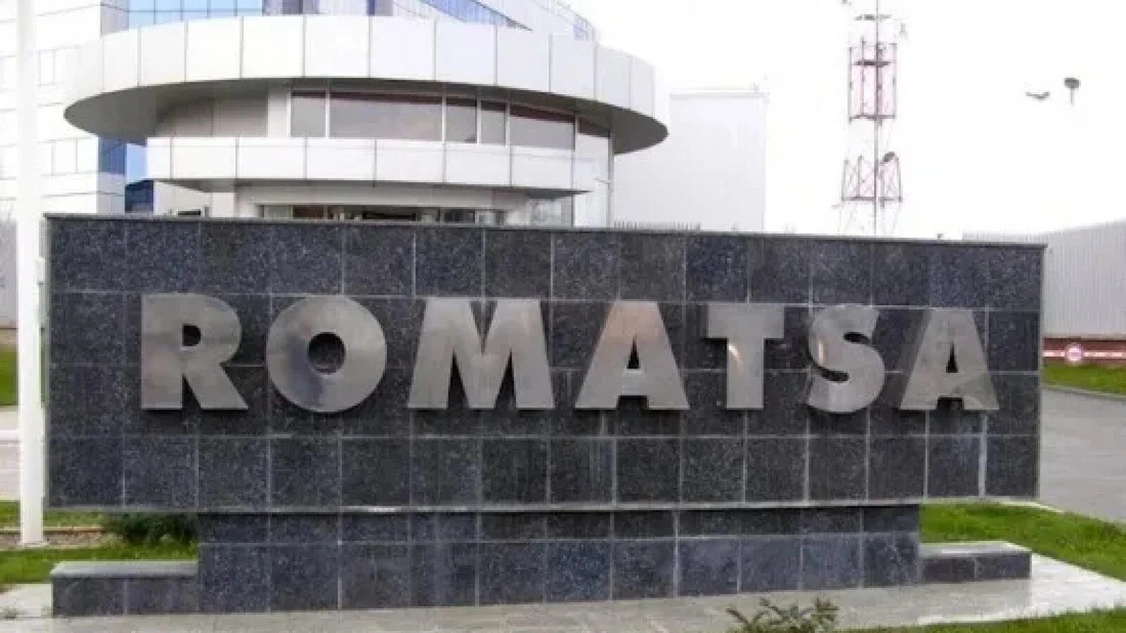 ROMATSA a oprit, temporar, poprirea asupra încasărilor, cerută de Pfizer