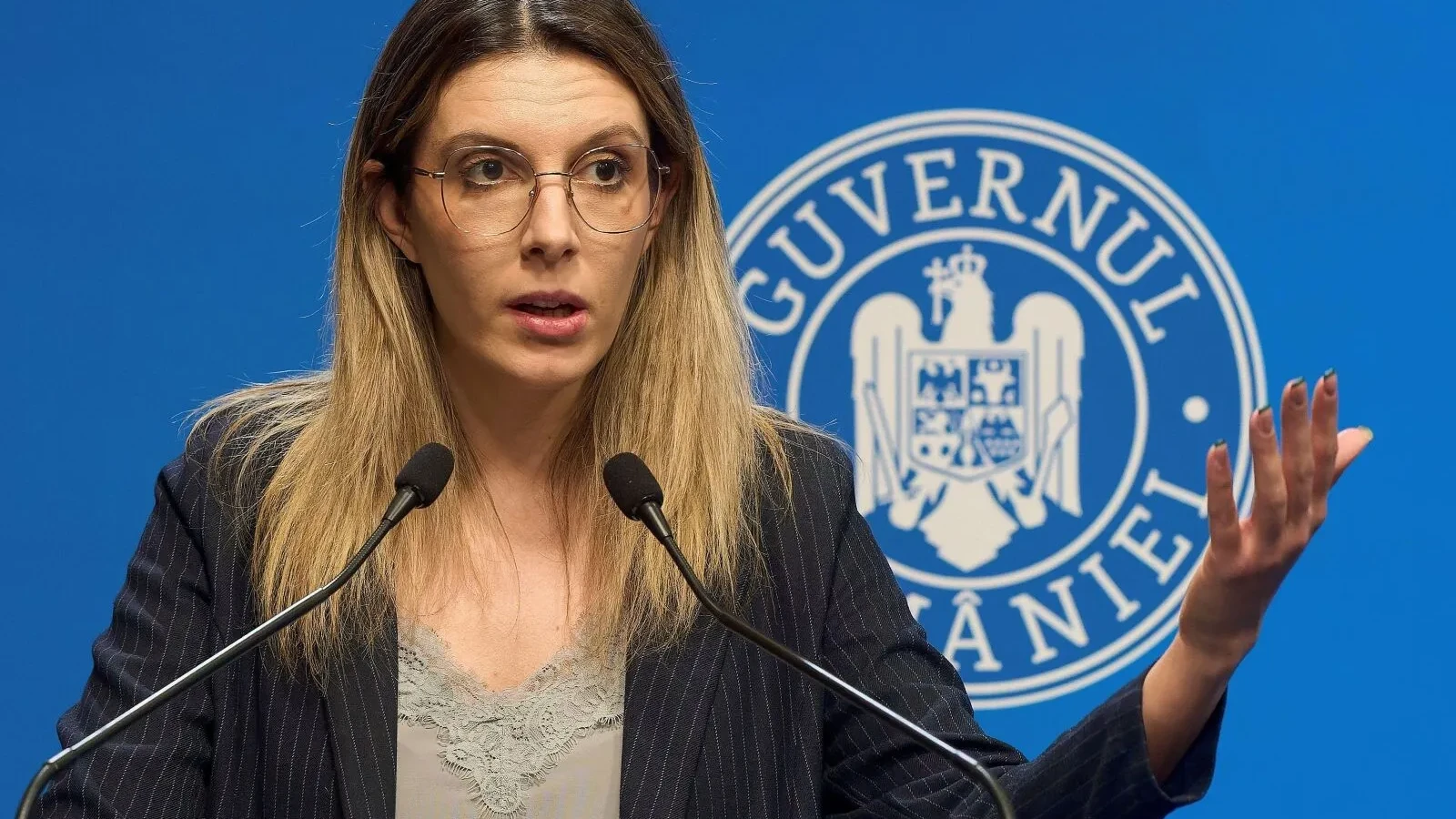 Una dintre ultimele mutări ale Dianei Buzoianu înainte de a pelca din Guvern. Un fost viceprimar, achitat într-un dosar de corupție, va deveni secretat de stat la Mediu