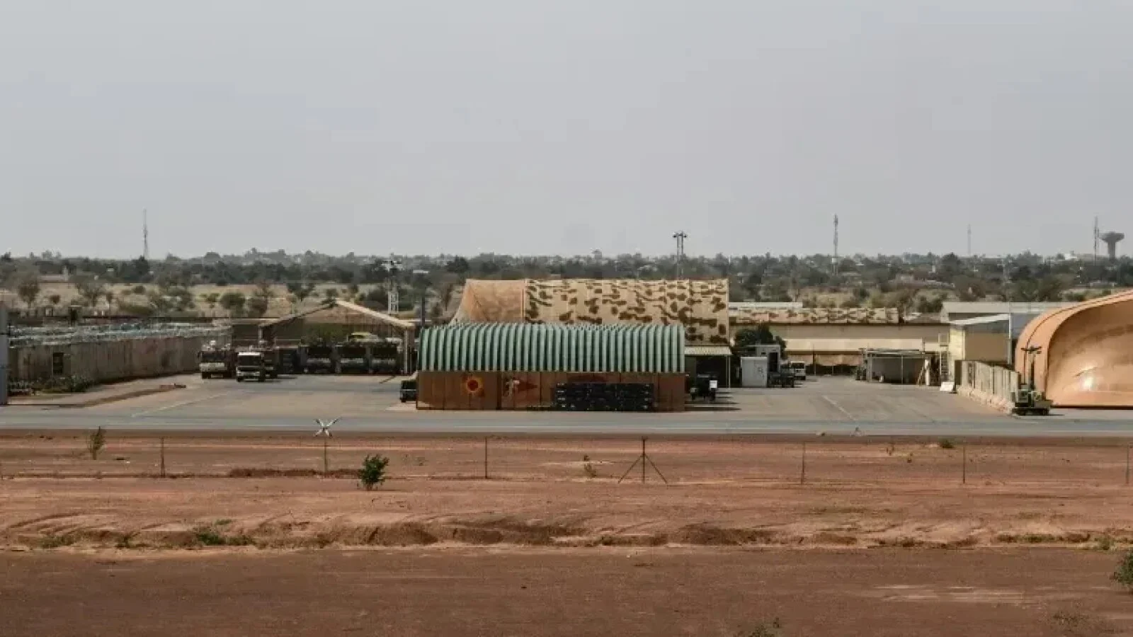 Niger: Schimburi de focuri şi explozii violente în capitala Niamey