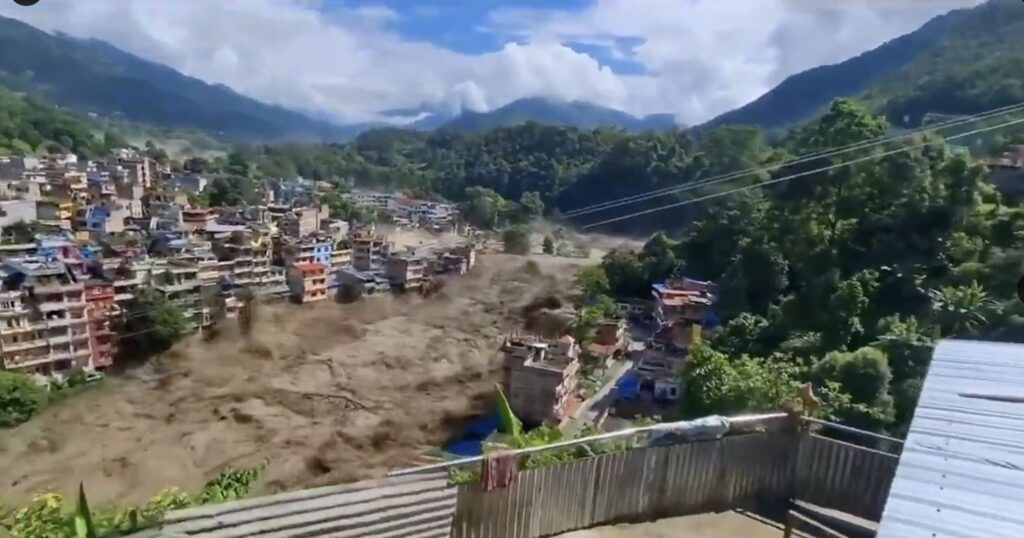 Înainte de viitura catastrofală, Nepalul a solicitat Chinei avertizări timpurii, odată cu creșterea riscului producerii unor astfel de dezastre