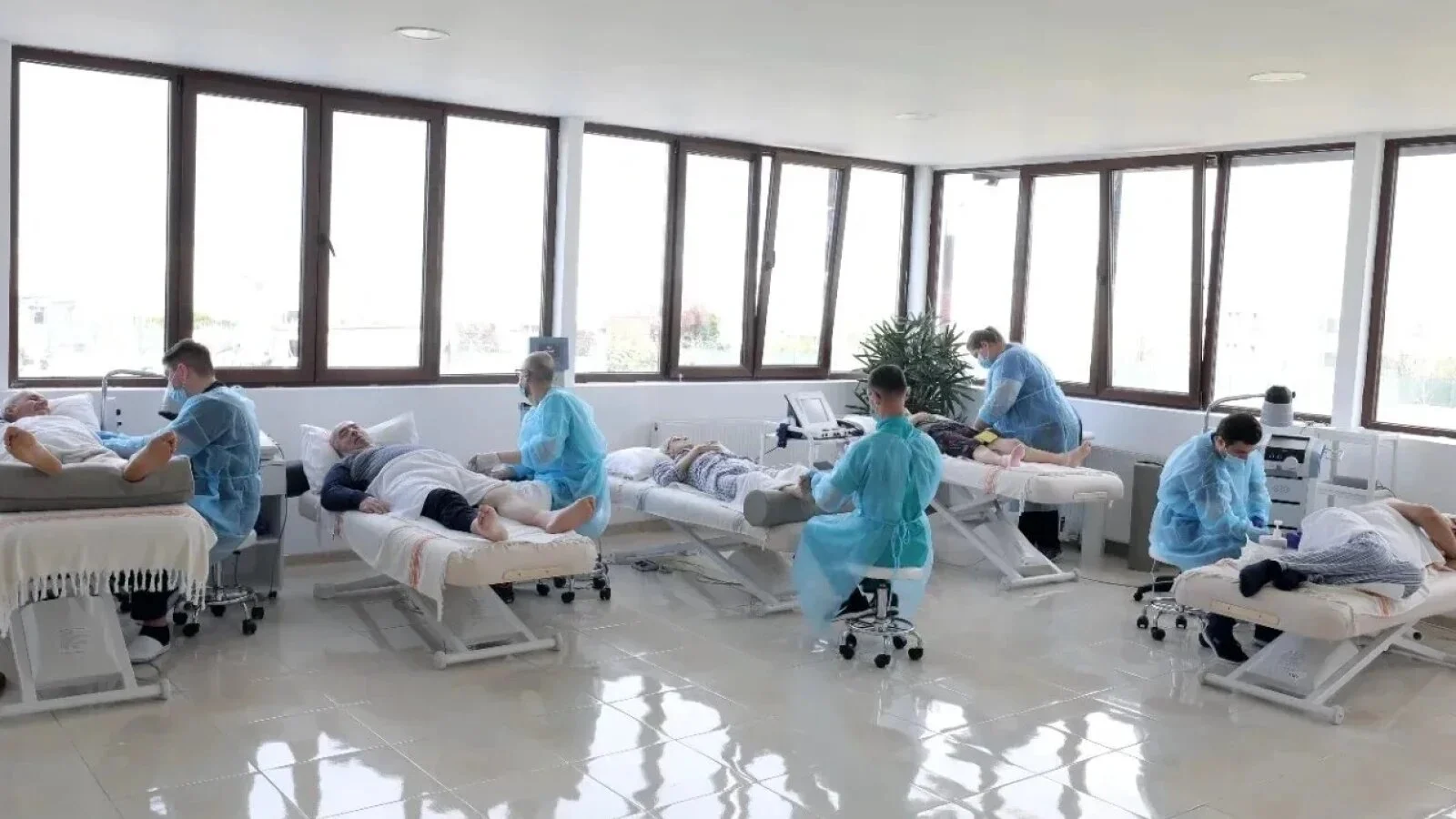 O alternativă non-invazivă la bisturiu: cum funcționează „terapia durerii”