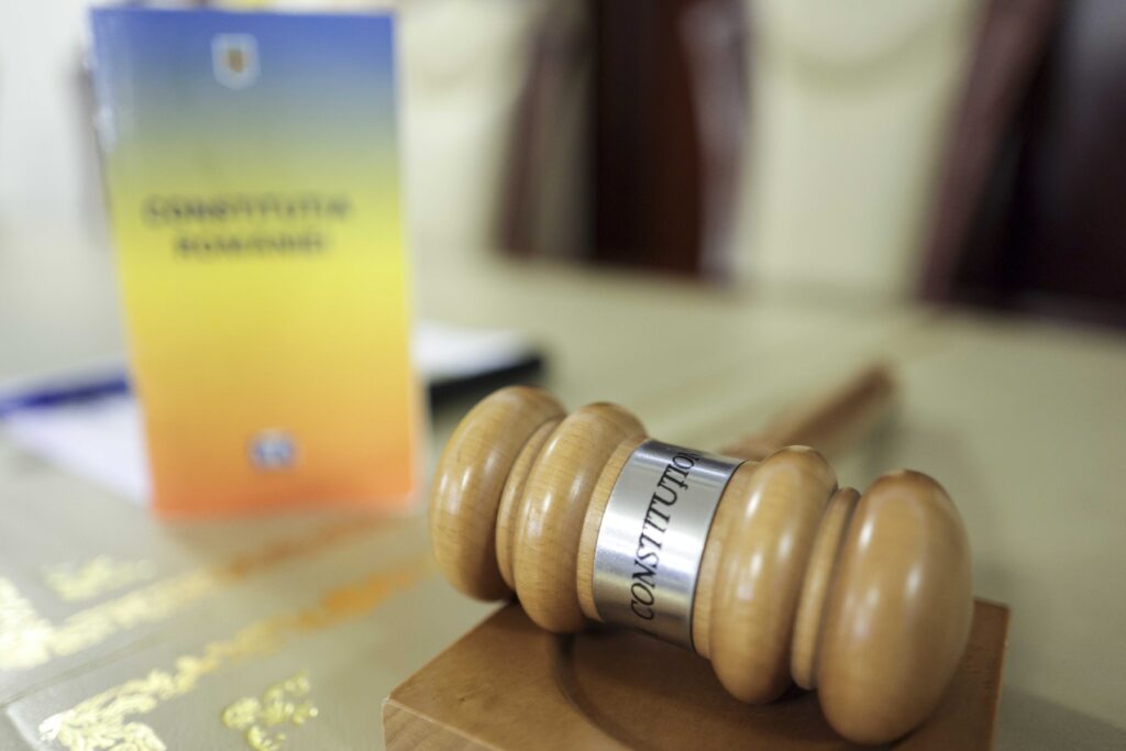 USR și PNL atacă la Curtea Constituțională hotărârea Camerei Deputaților prin care PSD a adus în conducere doi reprezentanți ai partidelor extremiste AUR și SOS