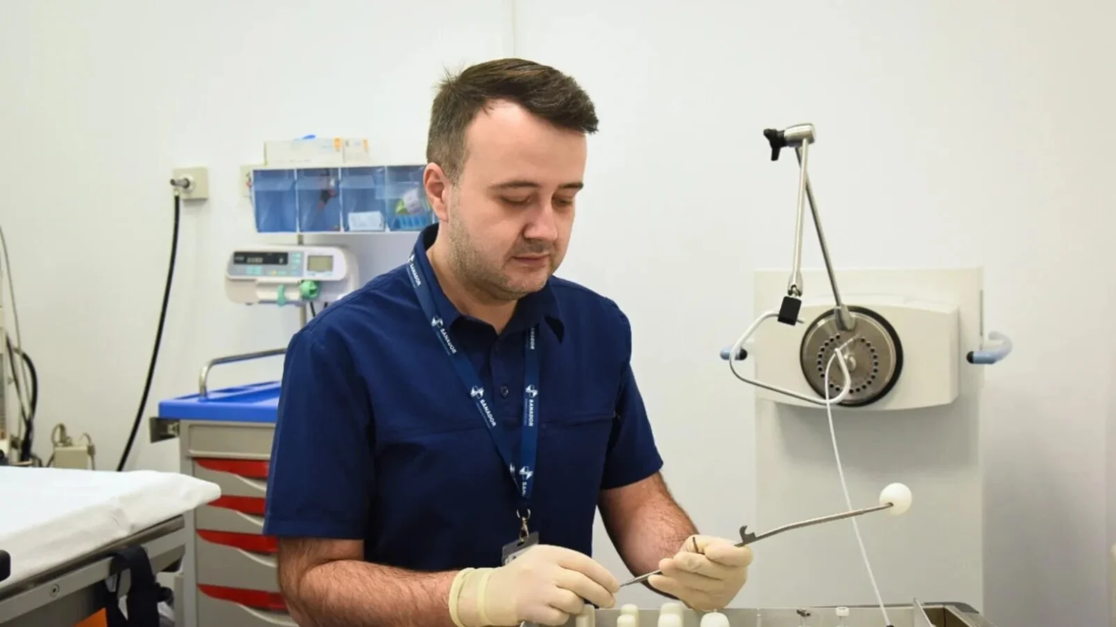 Un simptom apărut după menopauză a dus la un diagnostic sever. Cum a fost tratată o pacientă