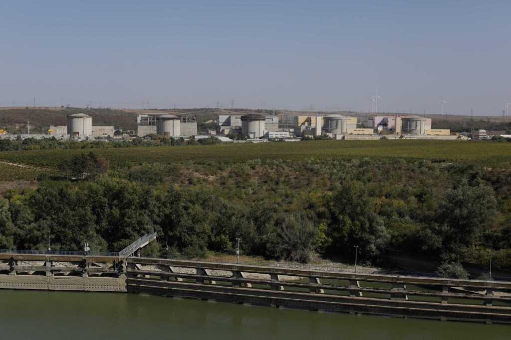 Nouă hotărâre care stabilește un plan etapizat de măsuri pentru a asigura debitul de apă necesar funcționării în siguranță a Centralei de la Cernavodă