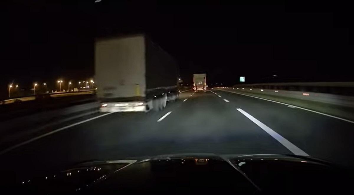 Un clujean a ieșit la „plimbare” pe autostradă cu o autoutilitară furată! Acesta ar fi sustras-o din curtea cuiva: Ce au mai descoperit poliștii
