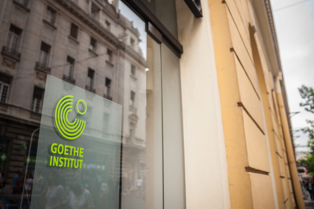 Rusia anunță închiderea filialelor Institutului Goethe, după închiderea Casei Ruse de la Berlin