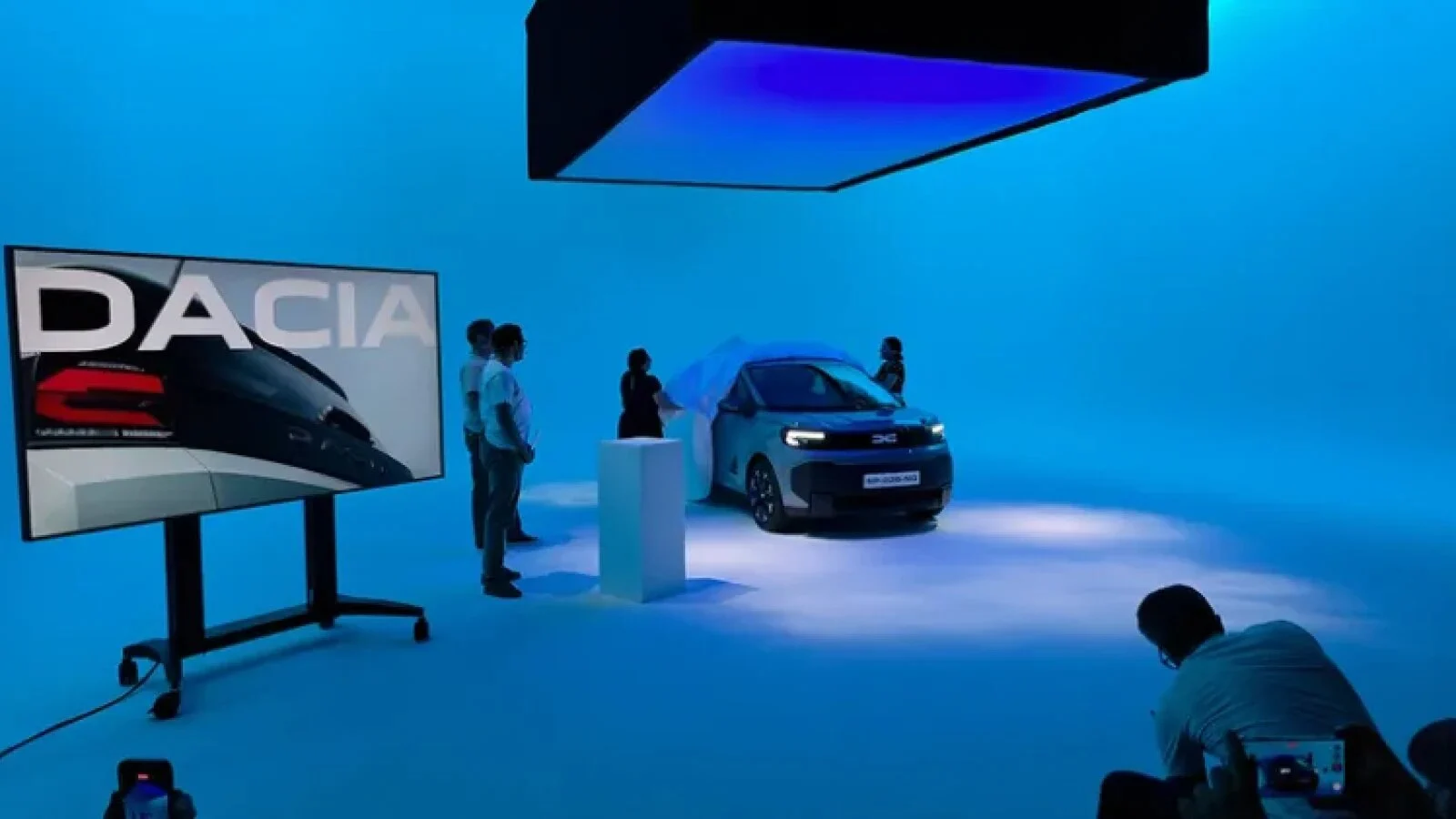 Dacia își schimbă strategia cu noul model: Vrea să dea lovitura în Europa cu o noua mașină electrică
