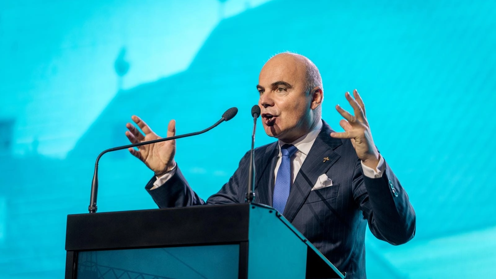 VIDEO Rareș Bogdan, siderat: „Stânga progresistă dorește explicit rescrierea narațiunii de după 11 septembrie” / Ce a generat această concluzie