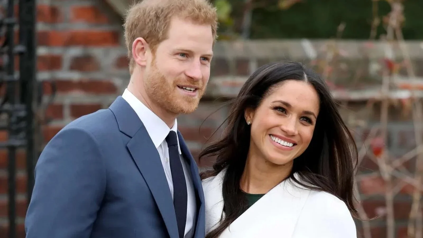 Harry și Meghan „surprinși” de scrisoarea regelui Charles. Ce spune purtătorul de cuvânt al cuplului