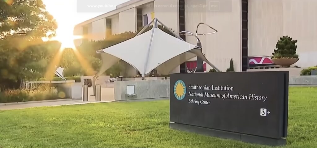 Directorul institutului Smithsonian, cel mai mare complex de muzee, educație și cercetare din lume, și-a dat demisia / Administrația Trump îl acuză că muzeele naţionale pe care le conduce prezintă o viziune distorsionată asupra Statelor Unite