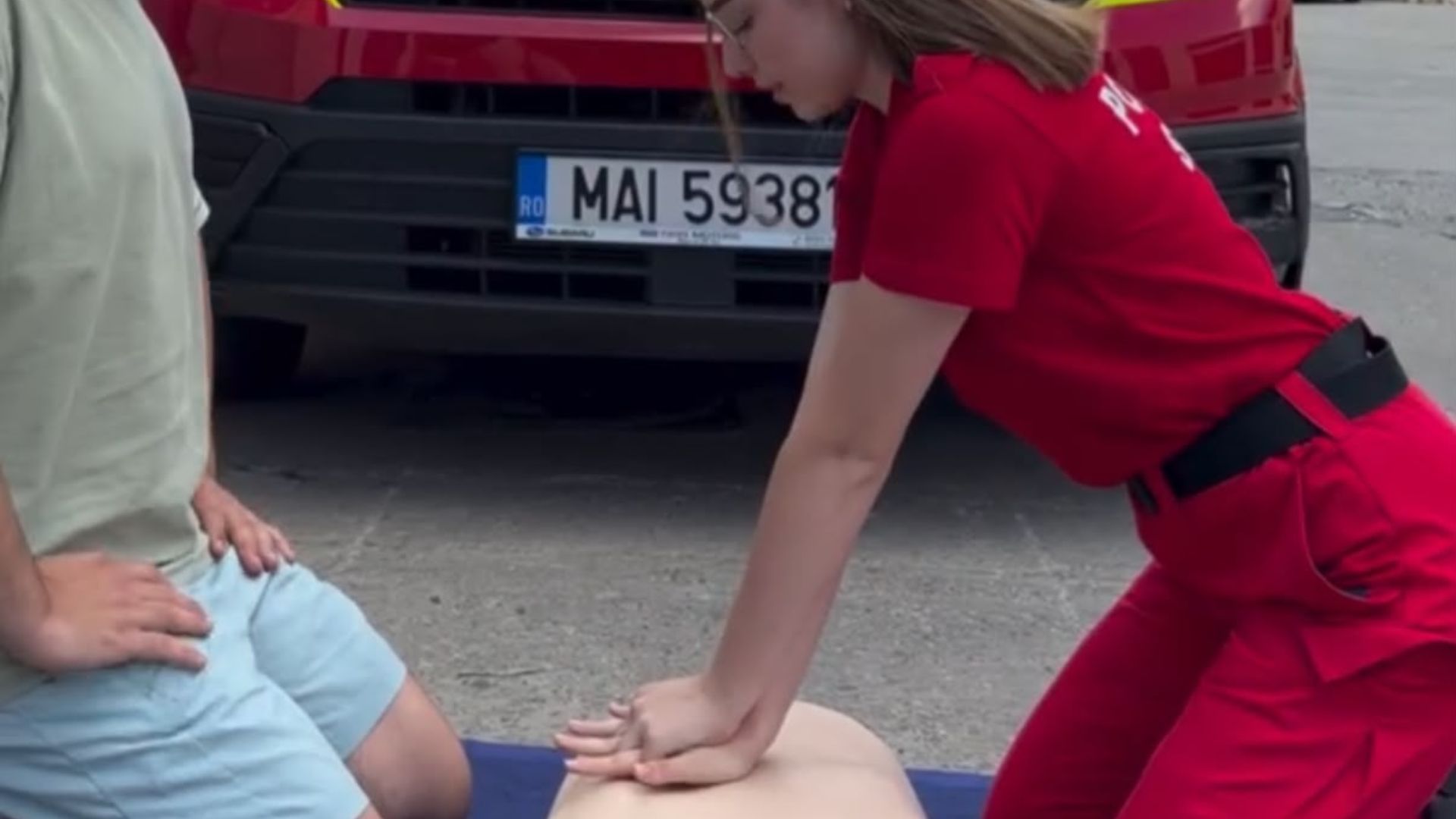 ISU Cluj îi cheamă pe clujeni să învețe cum pot salva o viață. Lecții de prim ajutor, demonstrații și activități speciale în Parcul Central