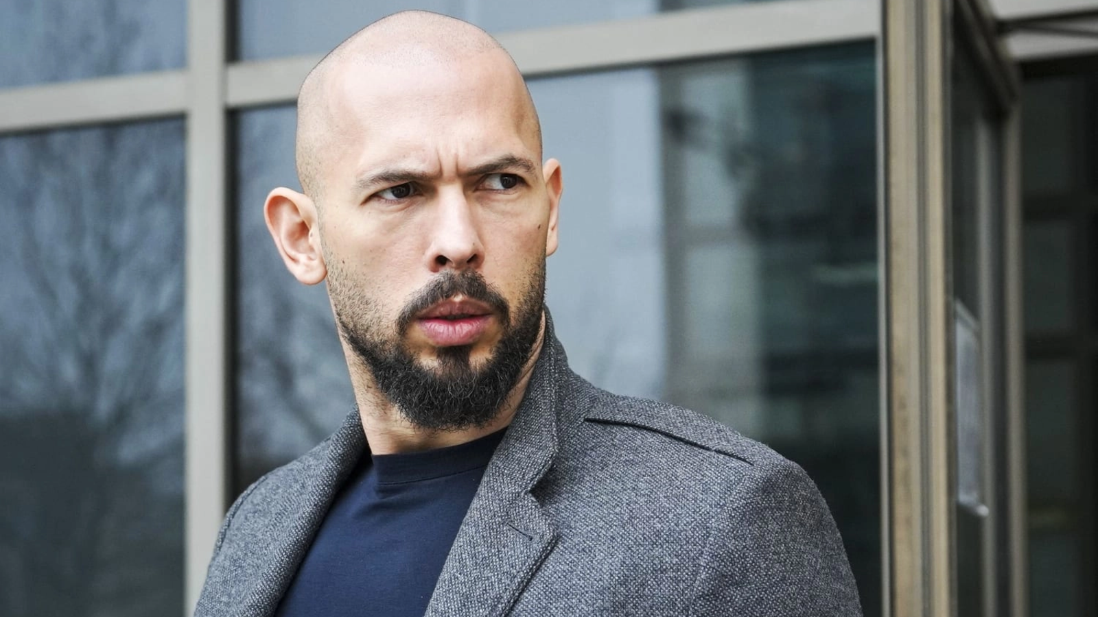 Judecătorii din SUA au respins cererea de eliberare pe cauțiune: Andrew și Tristan Tate rămân în arest