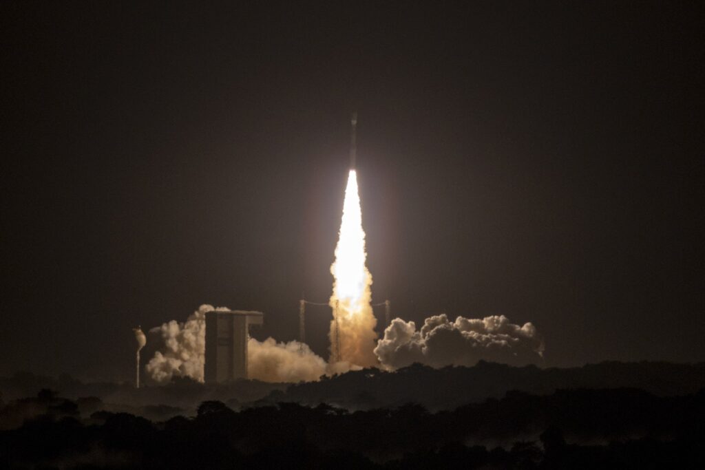 Summitul Spaţial de la Paris: Amazon Leo contractează şase lansări suplimentare cu racheta europeană Ariane 6