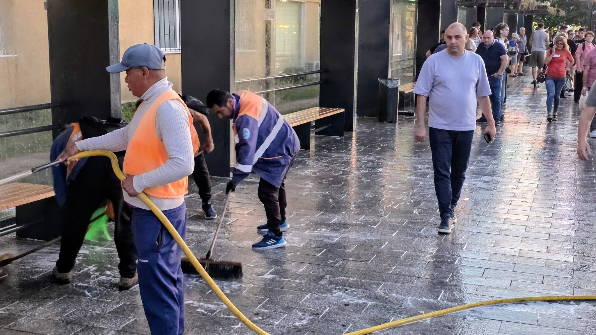 Mirosul insuportabil din zona Gării din Cluj a ajuns și la viceprimarul Dan Tarcea: „Am stabilit trei lucruri clare”