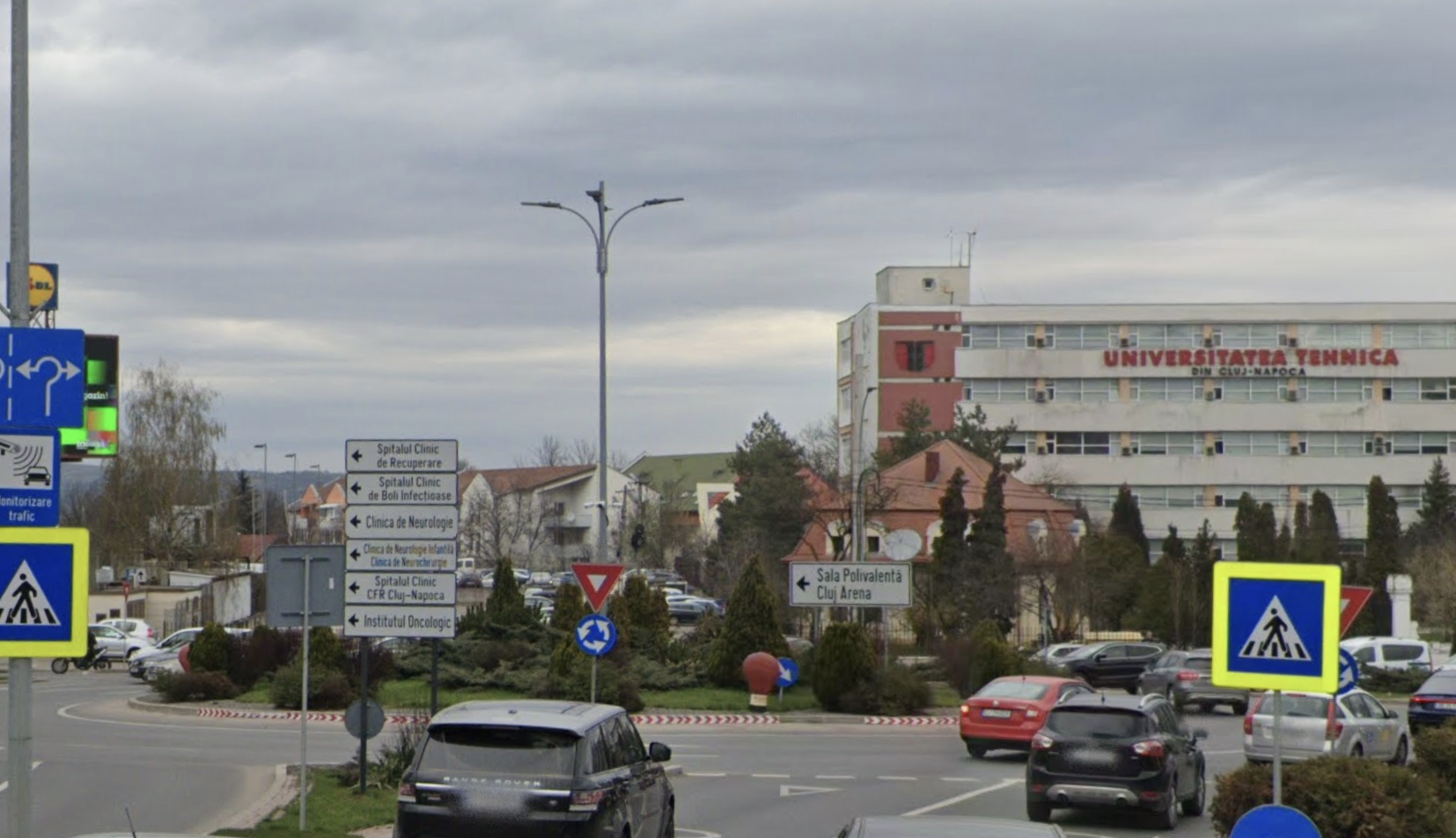 Propunerea unui clujean de a fluidiza traficul de la intrarea în Cluj-Napoca: Ce schimbări propune la sensul giratoriu de la Observator