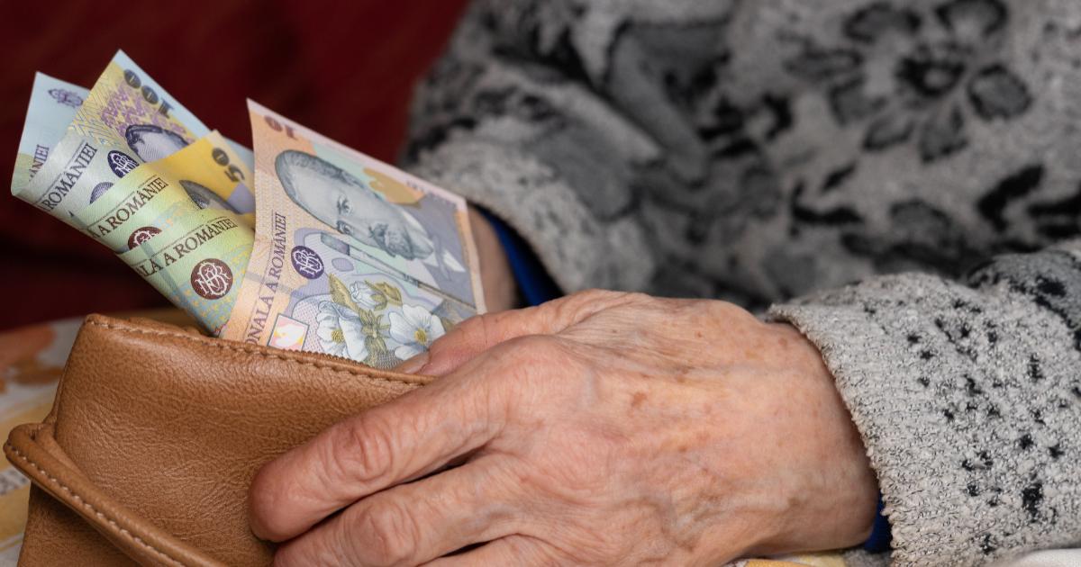 Pensionarii clujeni nu prind topul veniturilor din România. Care este județul cu cele mai mari pensii și cât primesc seniorii clujeni