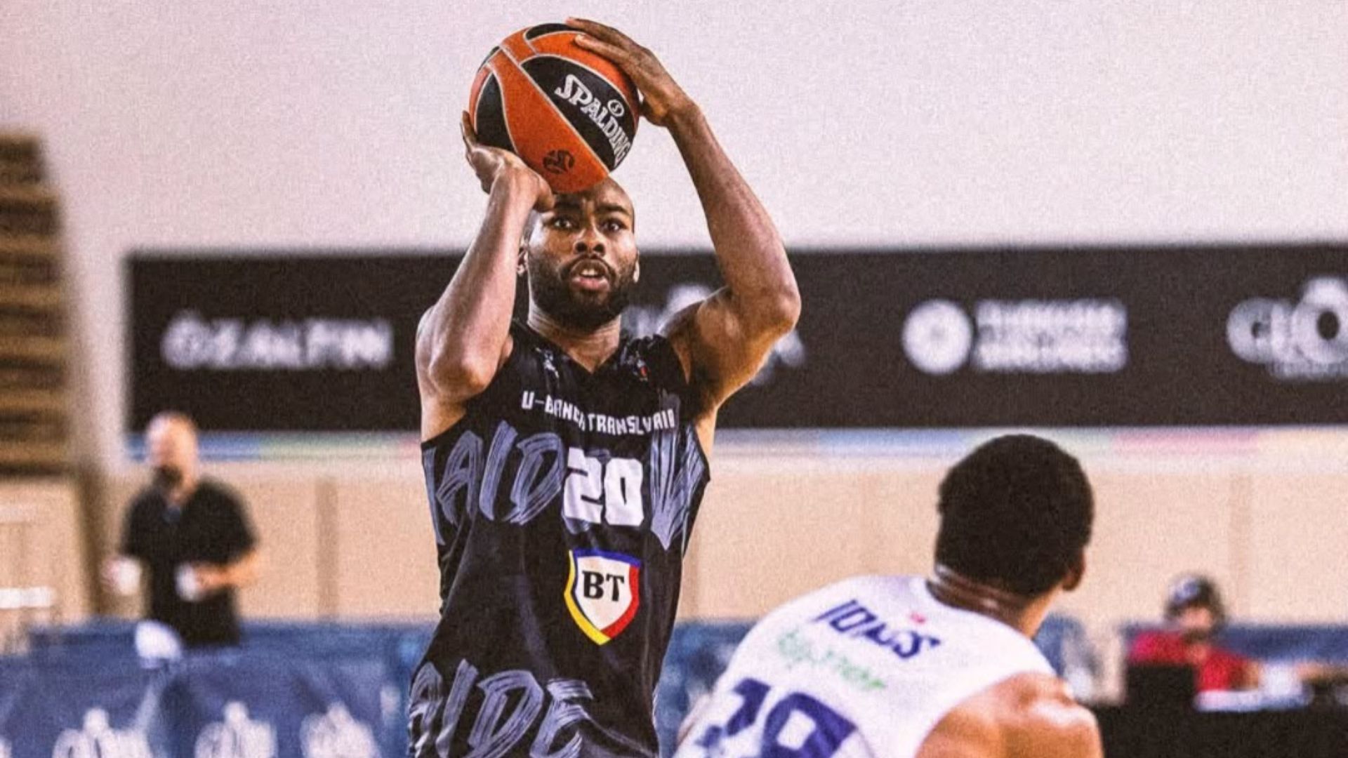 U-BT Cluj, învinsă de Anadolu Efes în Antalya! „Alb-negrii” au cedat după un sfert patru de coșmar: „A fost destul de greu”
