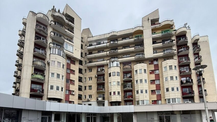Aproape 32.000 de locuințe noi în șase luni. Banii privați au împins piața, iar fondurile publice au dat înapoi: minus 483 de locuințe construite de stat
