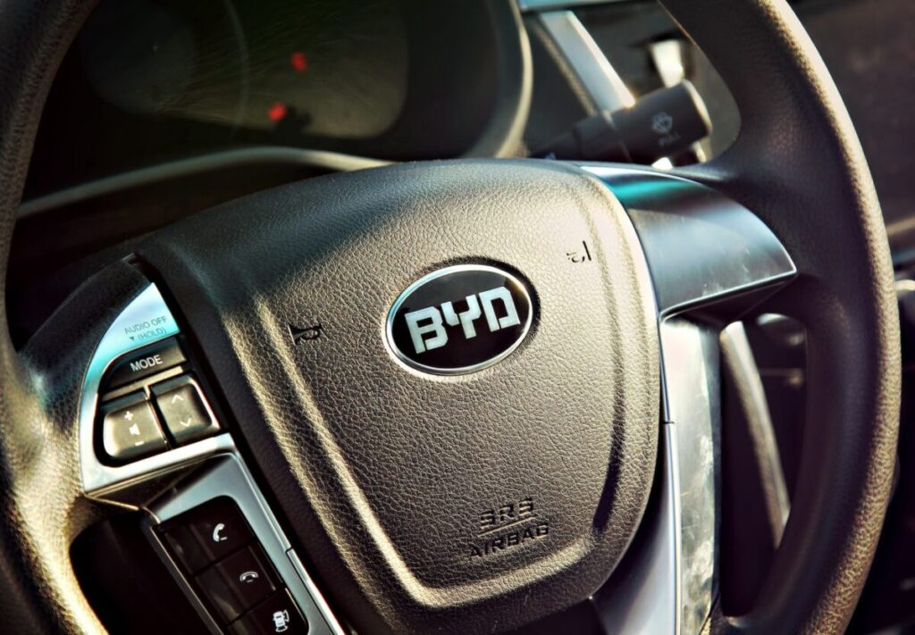 Producătorul chinez de vehicule electrice BYD va produce camioane în Europa în încercarea de a deveni o „companie europeană”