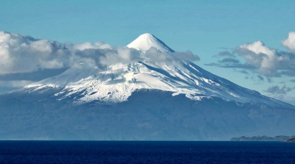 Japonia va introduce plata serviciilor de salvare cu elicopterul de pe Muntele Fuji în extrasezon