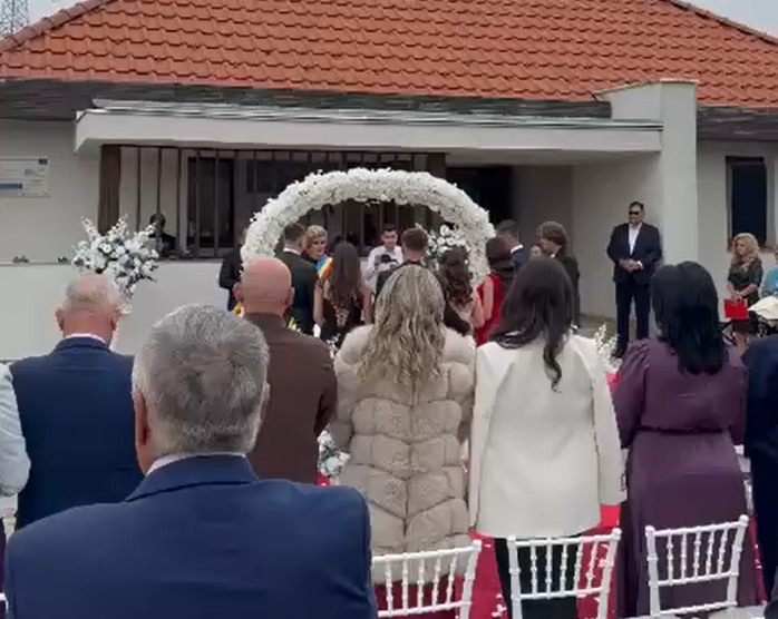 VIDEO. Primărița de „fier” din Cluj, „sugrumată” de emoții: A fost mamă și primar când și-a căsătorit fiul: „Emoție greu de pus în cuvinte”
