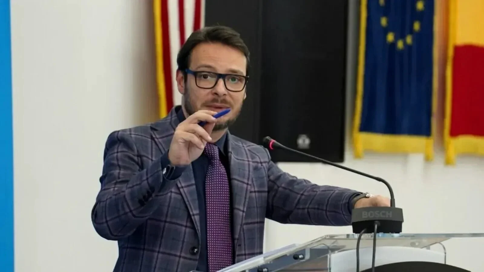 Victor Alistar critică dur întâlnirea Bolojan–șefa CCR: 'O întâlnire conspirativă între patru ochi'