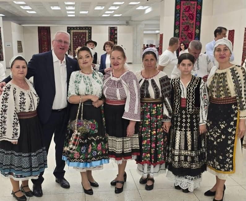 Deputatul clujean Remus Lăpușan susține tradițiile românești: „Este esențial să ne păstrăm rădăcinile identitare”