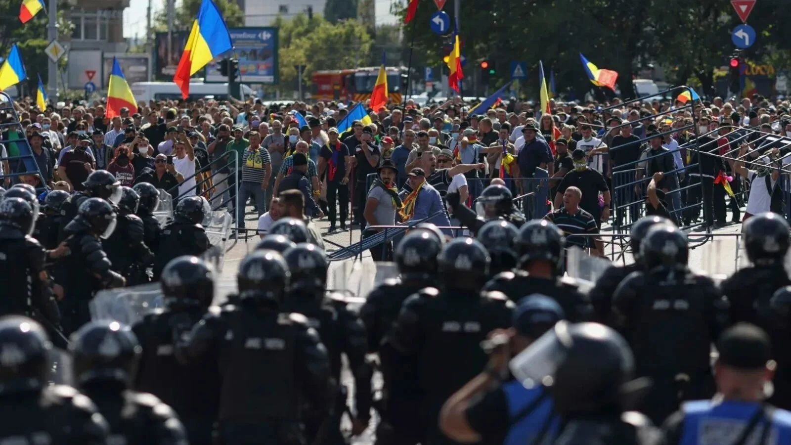 Fermierii amenință că pleacă cu autocarele la Bruxelles, după discuțiile de la Cotroceni: Până nu avem un Guvern cu puteri depline, nu pot să facă nimic