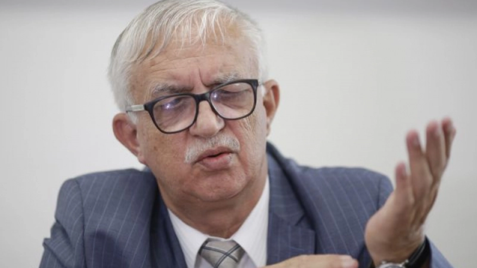 Se deschide drumul spre alegeri anticipate. Zegrean: 'Nu are rost să o mai întindem'. Următoarea mutare a lui Nicușor Dan, decisivă