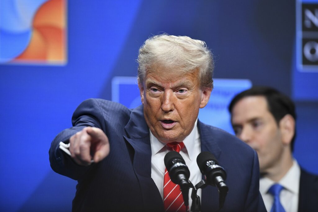 Trump îi acuză pe democrați că încurajează criminalitatea și comunismul