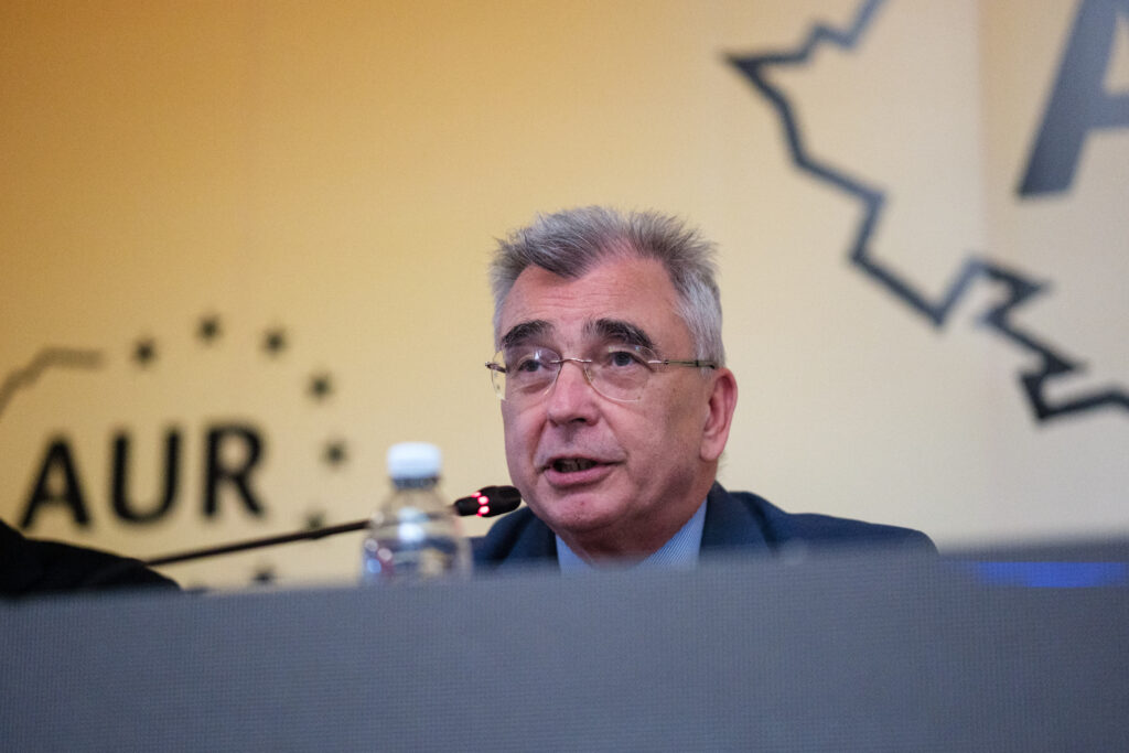 Petrișor Peiu, liderul senatorilor AUR: Nicușor Dan are un plan cu PSD. Este masochist să bați la ușa AUR ca să ceri voturi. Nici pe vizor nu ne uităm
