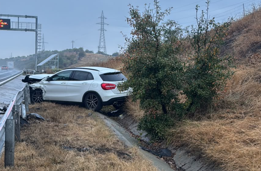 Accident pe autostrada din Cluj! O femeie de 52 de ani și o tânără de 19 ani au avut nevoie de îngrijiri medicale