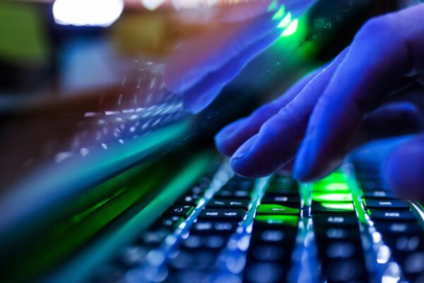 Hackeri nord-coreeni le-au sustras milioane de euro unor informaticieni din Japonia, SUA și Europa, pe care i-au înşelat atrăgându-i cu oferte de muncă false