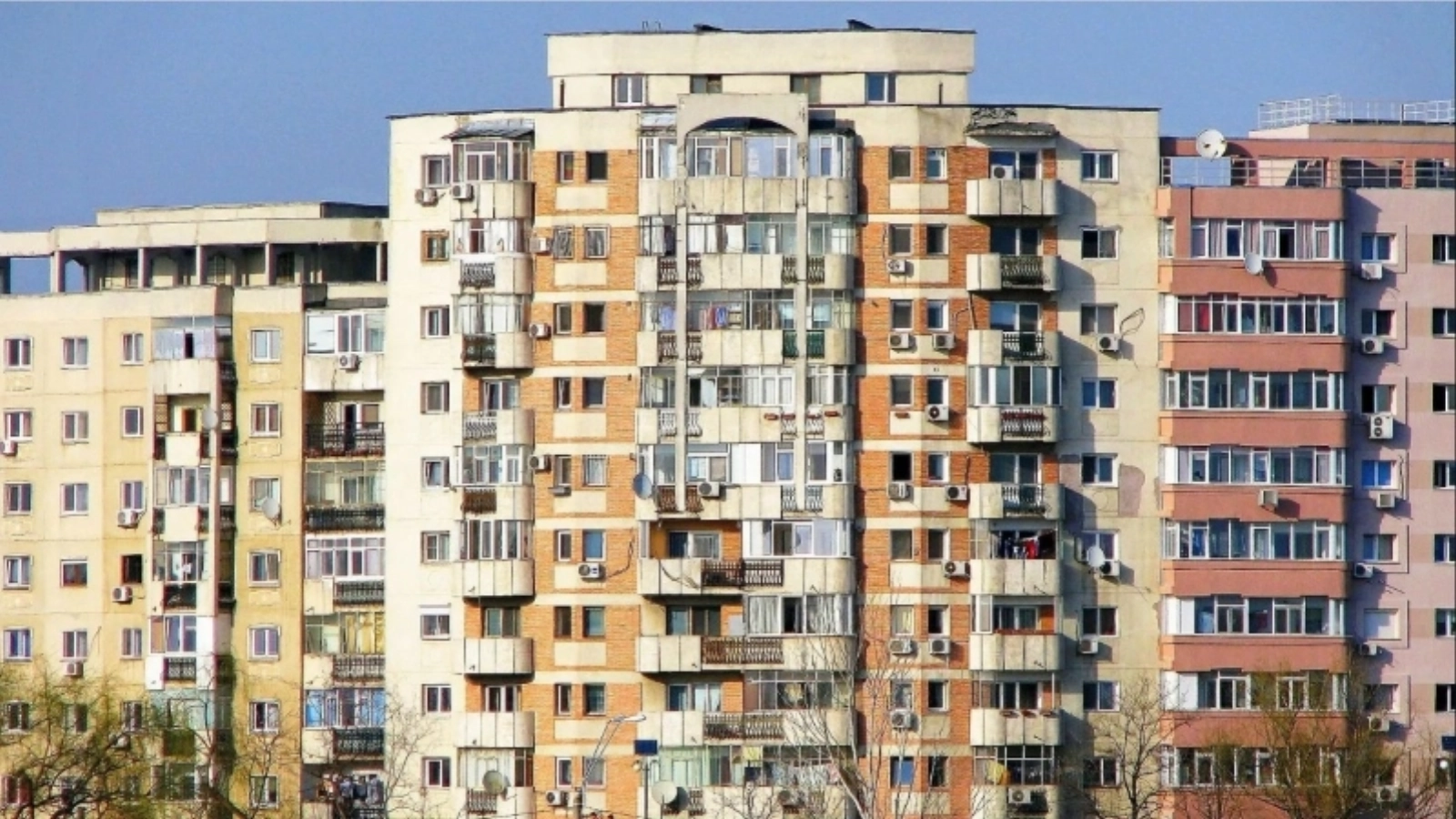 Facturi mai mici la încălzire și mai mult confort: Etajele pe care ar trebui să le iei în calcul când cauți un apartament