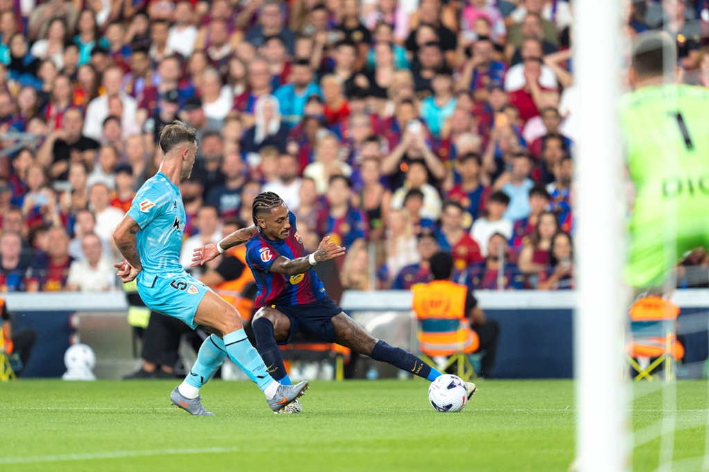 12 goluri în 7 meciuri – Barcelona îl răsplătește pe Raphinha cu un nou contract