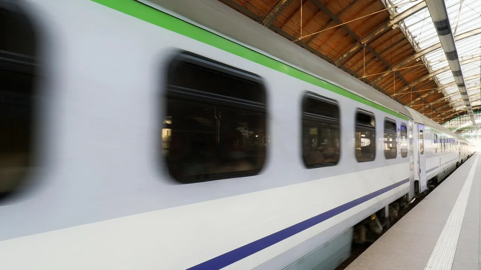 Tren de mare viteză pe litoralul Mării Negre: Va circula cu până la 250 km/h. Ruta spectaculoasă a noului coridor feroviar are peste 500 de kilometri