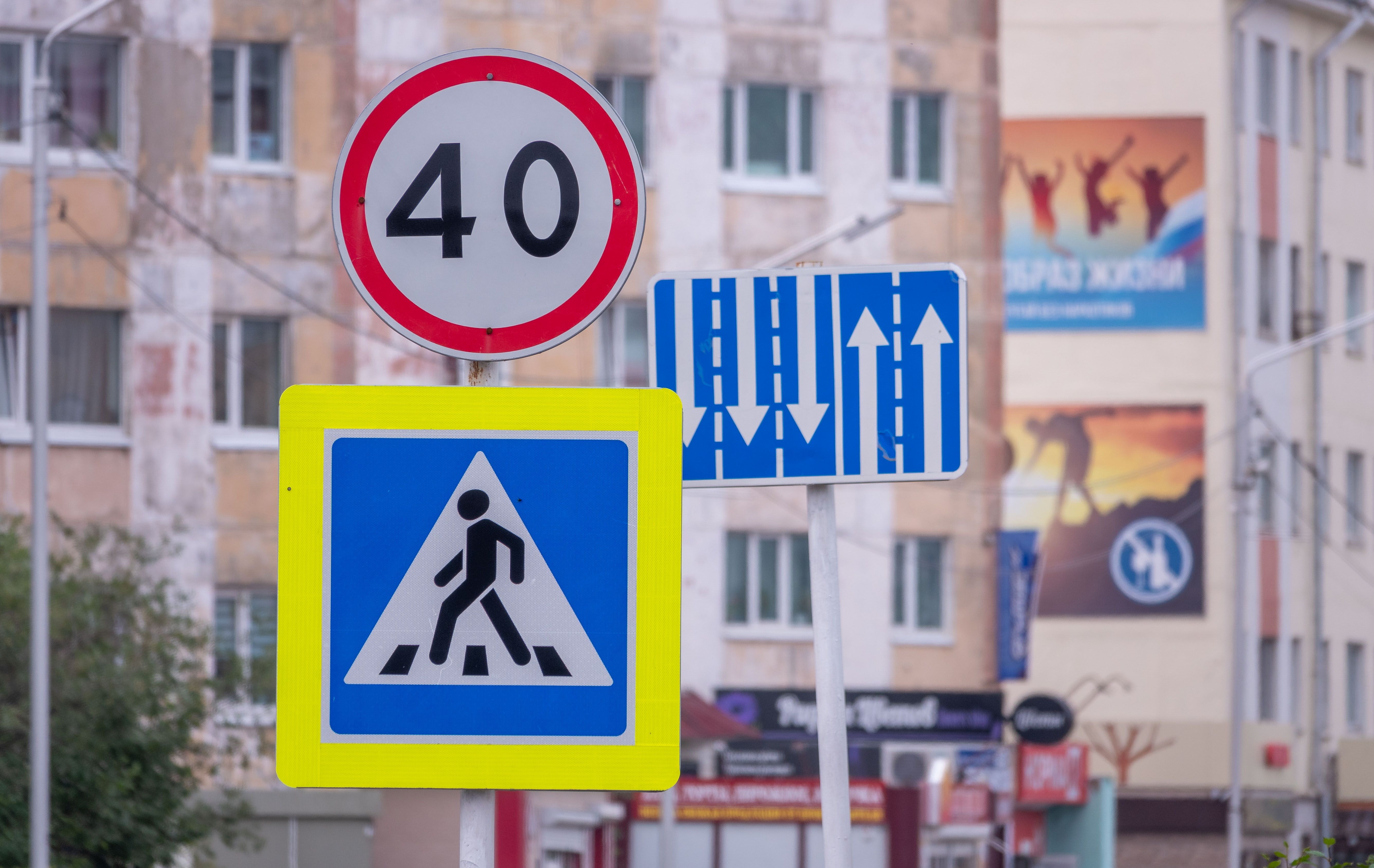 Un clujean cere limitator de viteză într-o intersecție din Cluj: „De cel puțin 5-6 ori șoferii nu au fost atenți la indicator”