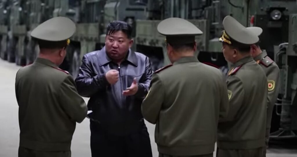 Coreea de Nord afirmă că a testat duminică o armă de „tip nou” / Kim Jong Un a salutat „o demonstraţie frapantă a unei tehnologii de apărare ultramoderne”
