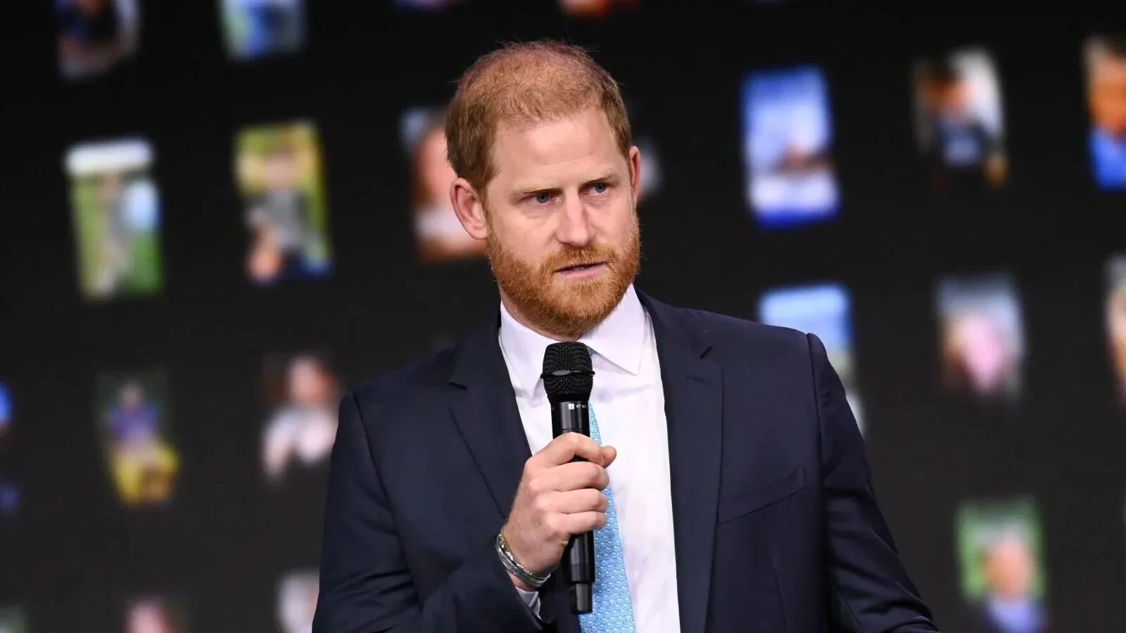 Prințul Harry avertizează privind capcanele AI. De ce chatboturile de companie sunt mai periculoase decât rețelele sociale