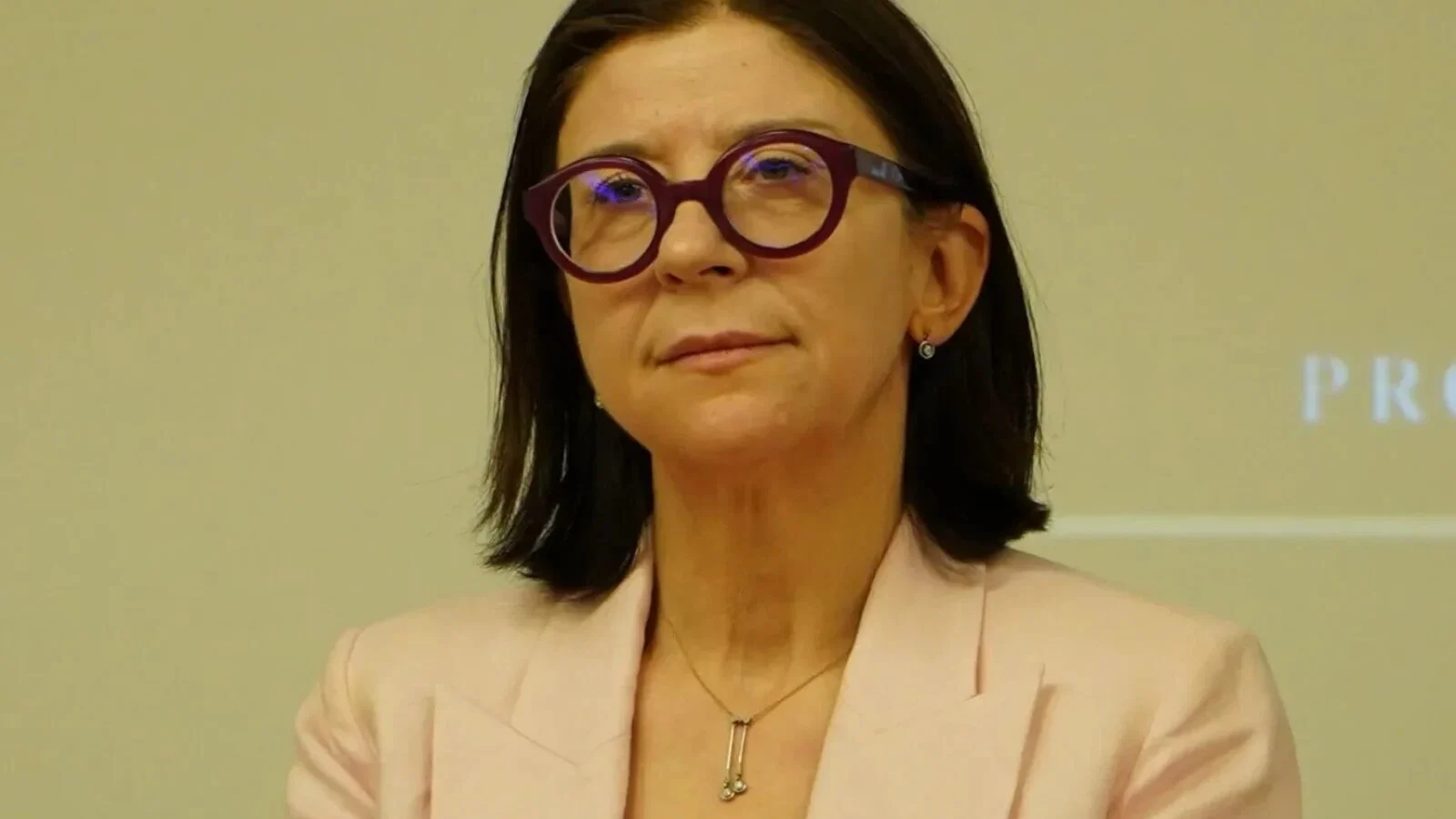 Dincolo de robă: castingul