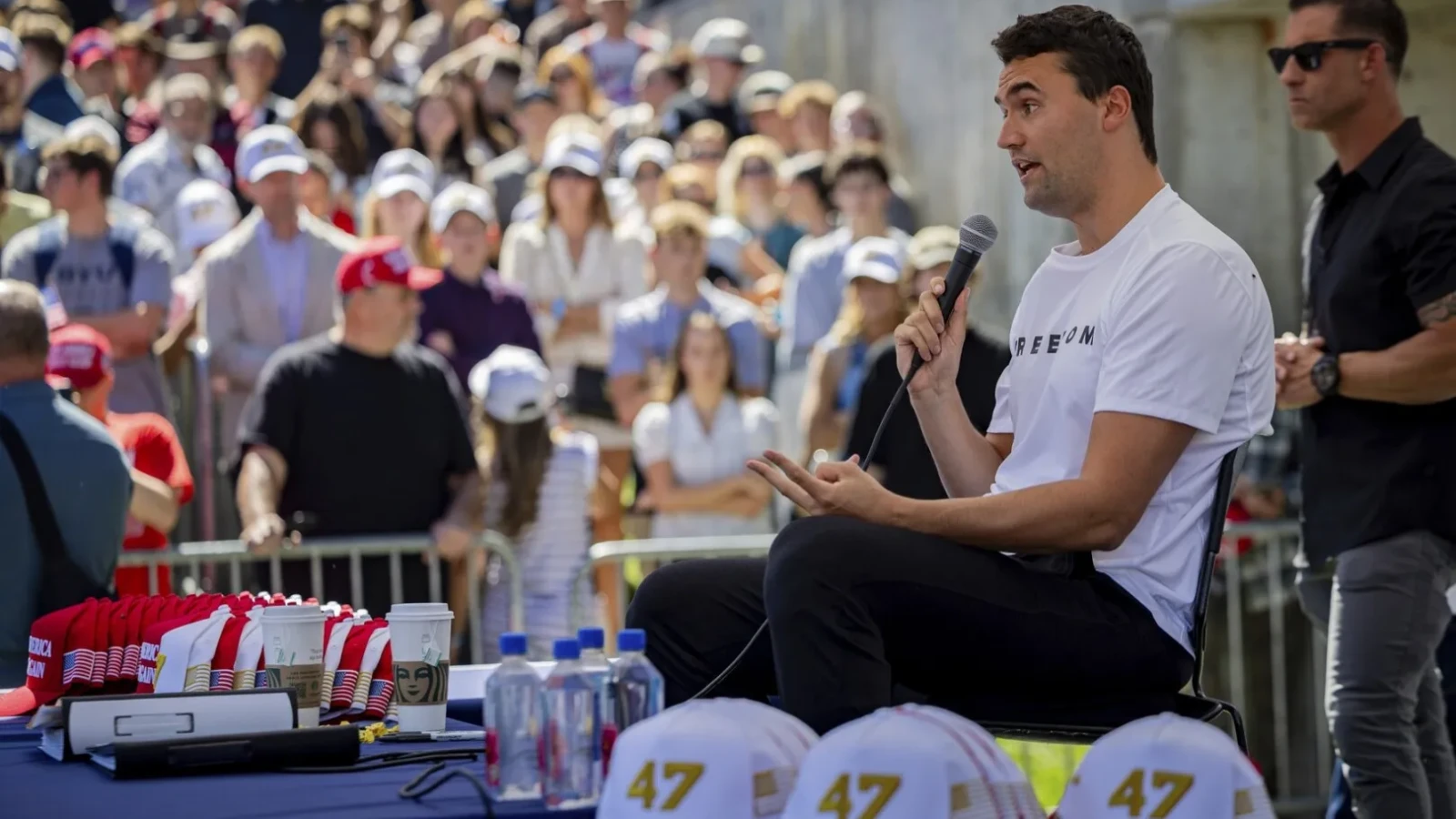 Ancheta care a dezvăluit detalii importante în cazul uciderii lui Charlie Kirk: Greșeala de securitate care i-a permis lunetistului să tragă de pe acoperiș