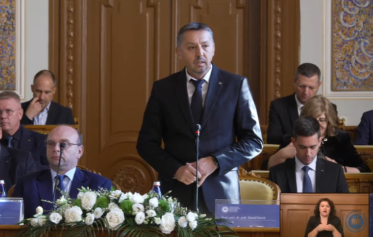 Peste 16.000 de boboci încep facultatea la UBB Cluj. Daniel David: „Tinerii aleg UBB ca un pașaport de excelență în viață”
